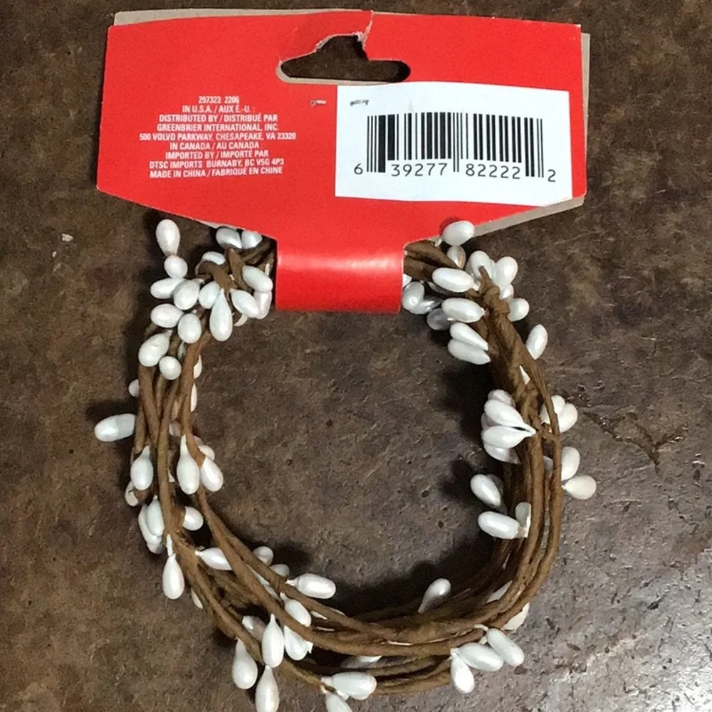 Christmas House Berry Garland 9 Ft